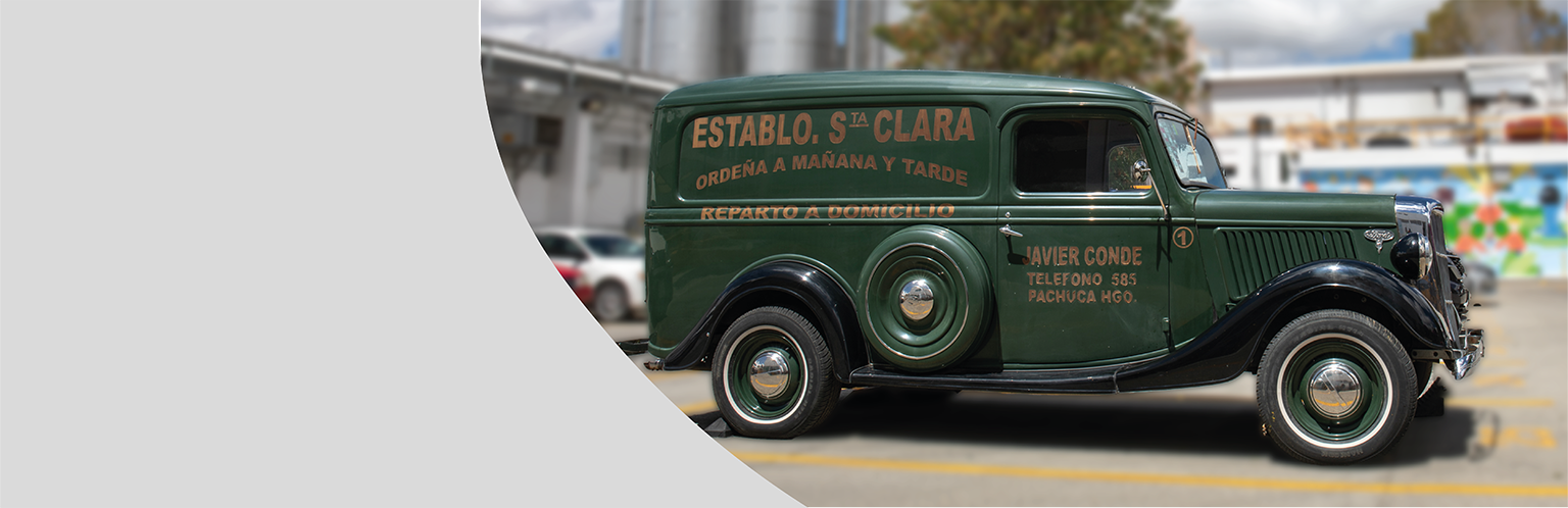 Camión histórico de reparto del Establo Santa Clara